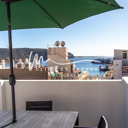 Few Steps From The Beach Hostel In Los Cristianos Arona  Dış mekan fotoğraf